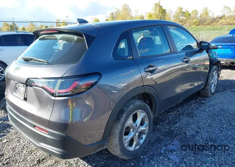 2023 Honda Hr-V Awd Lx z USA, uszkodzony, nr VIN 3CZRZ2H31PM713823